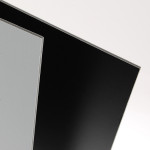Carton plume 5mm Domino 50 x 65 cm, une face noire, une face grise